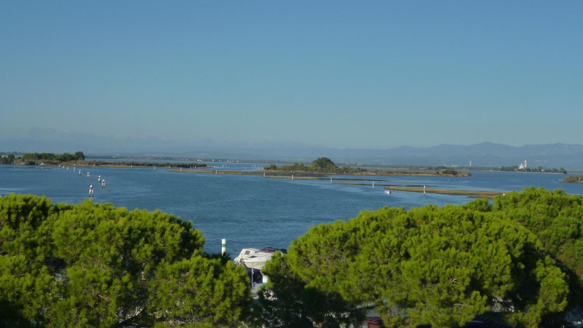 Meuble Tripoli Otel Grado Dış mekan fotoğraf